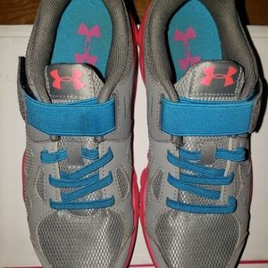 Under Armour Girls/Kids Shoe